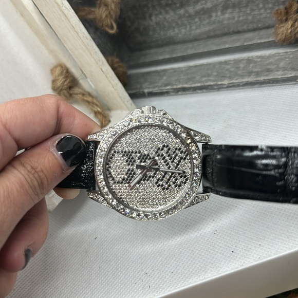 Vintage Skull Watch, Made in Japan, black leather band - Picture 2 of 5